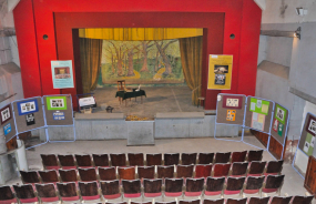 Salle paroissiale théâtre © Jean-Paul Bruyère