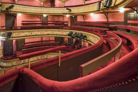 Théâtre halle © Région Bourgogne-Franche-Comté, Inventaire du patrimoine