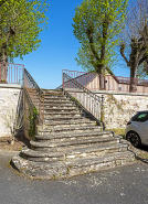 Escalier indépendant terrasse en terre-plein © Région Bourgogne-Franche-Comté, Inventaire du patrimoine