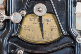 Machine à imprimer par pochoir © Région Bourgogne-Franche-Comté, Inventaire du patrimoine