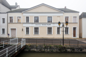  théâtre établissement administratif © Région Bourgogne-Franche-Comté, Inventaire du patrimoine