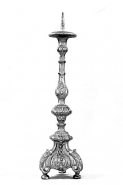 Vue d'un chandelier d'autel. © Région Bourgogne-Franche-Comté, Inventaire du patrimoine