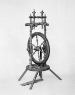 Rouet à tablette circulaire. © Région Bourgogne-Franche-Comté, Inventaire du patrimoine