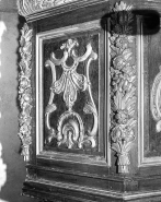 Détail : un panneau de la cuve. © Région Bourgogne-Franche-Comté, Inventaire du patrimoine