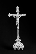 Croix de l'autel latéral gauche. © Région Bourgogne-Franche-Comté, Inventaire du patrimoine