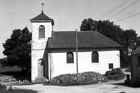 Vue de la façade latérale droite. © Région Bourgogne-Franche-Comté, Inventaire du patrimoine