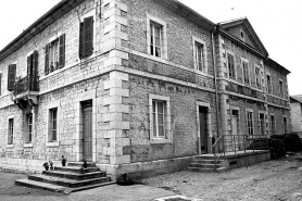 Vue de trois quarts gauche. © Région Bourgogne-Franche-Comté, Inventaire du patrimoine
