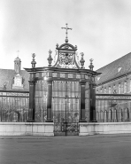 Détail du portail. Vue de face. © Région Bourgogne-Franche-Comté, Inventaire du patrimoine