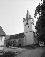 Tour-clocher et façade latérale gauche. © Région Bourgogne-Franche-Comté, Inventaire du patrimoine