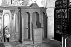 Vue d'ensemble d'un confessionnal. © Région Bourgogne-Franche-Comté, Inventaire du patrimoine