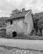 Annexe située en face. © Région Bourgogne-Franche-Comté, Inventaire du patrimoine