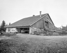 Façade postérieure et latérale droite. © Région Bourgogne-Franche-Comté, Inventaire du patrimoine