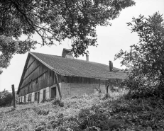 Façades antérieure et latérale droite. © Région Bourgogne-Franche-Comté, Inventaire du patrimoine