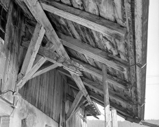 Charpente de l'avant-toit. © Région Bourgogne-Franche-Comté, Inventaire du patrimoine