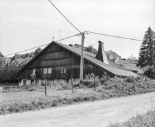 Façades antérieure et latérale droite. © Région Bourgogne-Franche-Comté, Inventaire du patrimoine