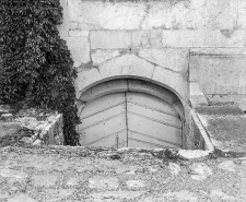 Détail : entrée de cave. © Région Bourgogne-Franche-Comté, Inventaire du patrimoine