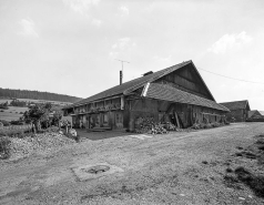 Façades postérieure et latérale droite. © Région Bourgogne-Franche-Comté, Inventaire du patrimoine