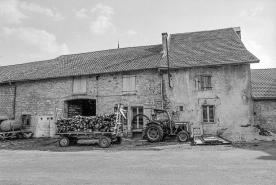 Ferme cadastrée A3 194 : façade antérieure. © Région Bourgogne-Franche-Comté, Inventaire du patrimoine