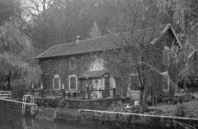 Ancien moulin, face postérieure. © Région Bourgogne-Franche-Comté, Inventaire du patrimoine