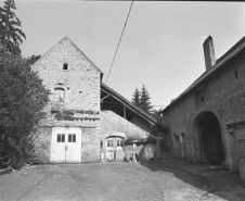 Ensemble des bâtiments : façades sur cour. © Région Bourgogne-Franche-Comté, Inventaire du patrimoine