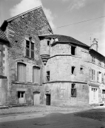 Façade antérieure, vue de trois quarts gauche. © Région Bourgogne-Franche-Comté, Inventaire du patrimoine