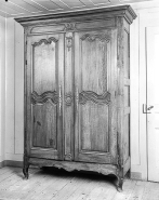 Intérieur : armoire © Région Bourgogne-Franche-Comté, Inventaire du patrimoine