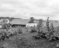 Façades antérieure et latérale gauche. © Région Bourgogne-Franche-Comté, Inventaire du patrimoine
