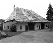 Façades postérieure et latérale gauche. © Région Bourgogne-Franche-Comté, Inventaire du patrimoine