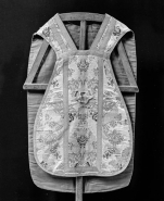 Chasuble vue de face. © Région Bourgogne-Franche-Comté, Inventaire du patrimoine