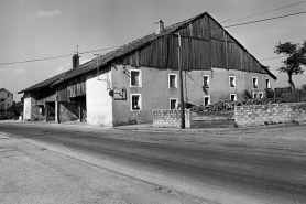 Vue de trois quarts. © Région Bourgogne-Franche-Comté, Inventaire du patrimoine