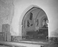 Intérieur : choeur, élévation gauche vue depuis la nef. © Région Bourgogne-Franche-Comté, Inventaire du patrimoine