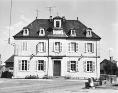 Façade antérieure : vue rapprochée. © Région Bourgogne-Franche-Comté, Inventaire du patrimoine