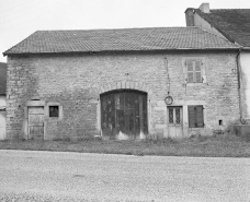 Façade antérieure, de face. © Région Bourgogne-Franche-Comté, Inventaire du patrimoine