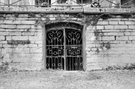 La Gérance : grille de la porte de la cave. © Région Bourgogne-Franche-Comté, Inventaire du patrimoine