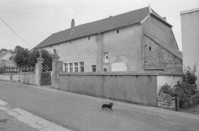 Vue d'ensemble de trois quarts droit. © Région Bourgogne-Franche-Comté, Inventaire du patrimoine