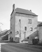 Vue de trois quarts droit. © Région Bourgogne-Franche-Comté, Inventaire du patrimoine