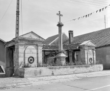 Vue de trois quarts. © Région Bourgogne-Franche-Comté, Inventaire du patrimoine