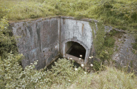 Poterne défilée, vue de face. © Région Bourgogne-Franche-Comté, Inventaire du patrimoine