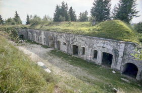 La caserne du front de gorge. © Région Bourgogne-Franche-Comté, Inventaire du patrimoine