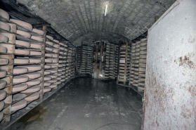 Abri utilisé comme cave à fromage. © Région Bourgogne-Franche-Comté, Inventaire du patrimoine