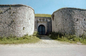 Entrée du fort. © Région Bourgogne-Franche-Comté, Inventaire du patrimoine