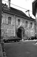 Façade antérieure vue de trois quarts gauche. © Région Bourgogne-Franche-Comté, Inventaire du patrimoine