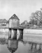 Vue éloignée. © Région Bourgogne-Franche-Comté, Inventaire du Patrimoine ;  Renaissance du Vieux Besançon