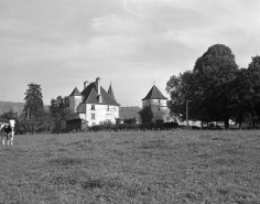 Vue générale depuis le nord-ouest. © Région Bourgogne-Franche-Comté, Inventaire du patrimoine