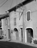 Façade antérieure, trois quarts droit. © Région Bourgogne-Franche-Comté, Inventaire du patrimoine