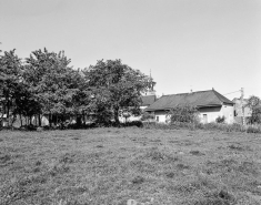 Maison cadastrée AC 251 : vue éloignée. © Région Bourgogne-Franche-Comté, Inventaire du patrimoine