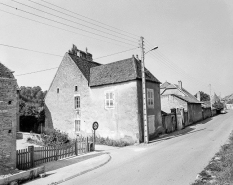 Façade latérale gauche. © Région Bourgogne-Franche-Comté, Inventaire du patrimoine