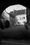 Façade antérieure sur cour. © Région Bourgogne-Franche-Comté, Inventaire du patrimoine