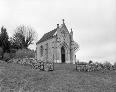 Vue d'ensemble éloignée. © Région Bourgogne-Franche-Comté, Inventaire du patrimoine