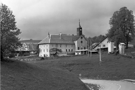 Vue d'ensemble dans le site. © Région Bourgogne-Franche-Comté, Inventaire du patrimoine